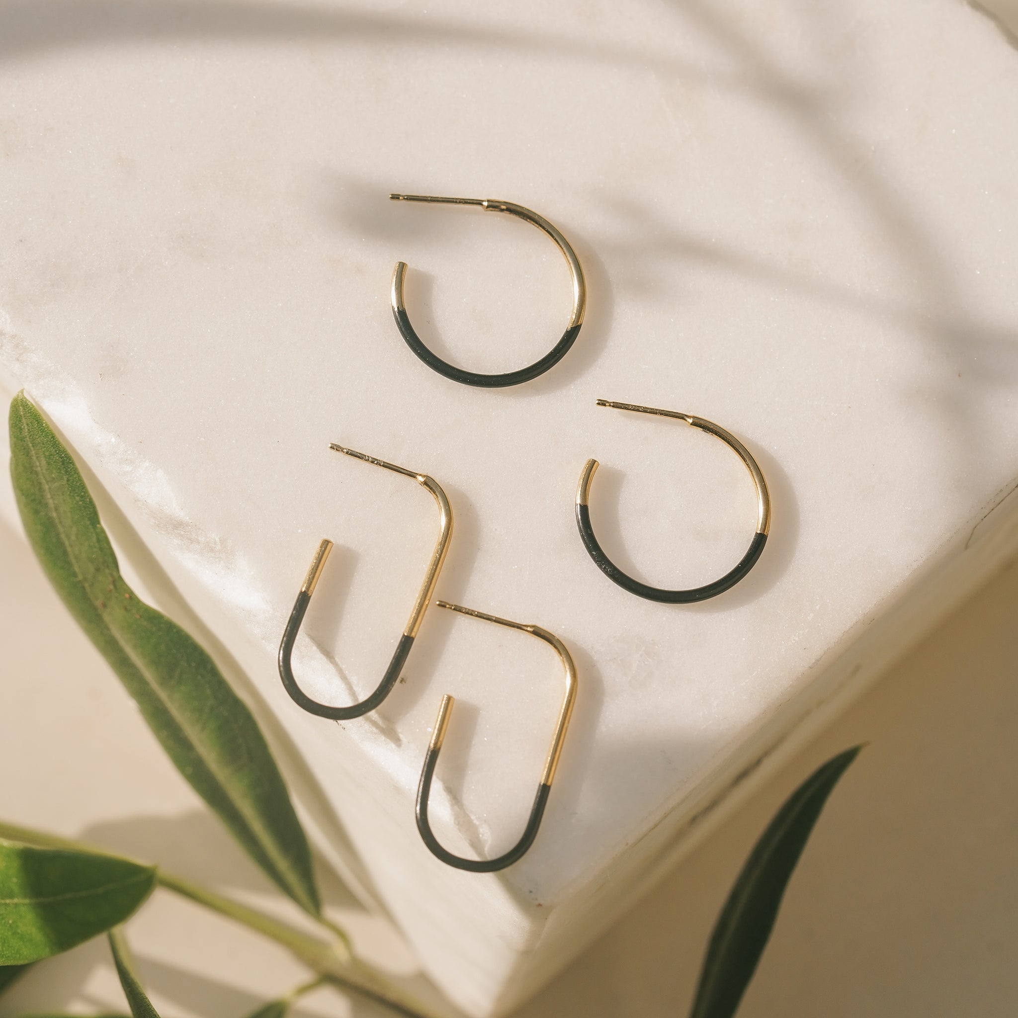 Small Dipped Leen Hoops