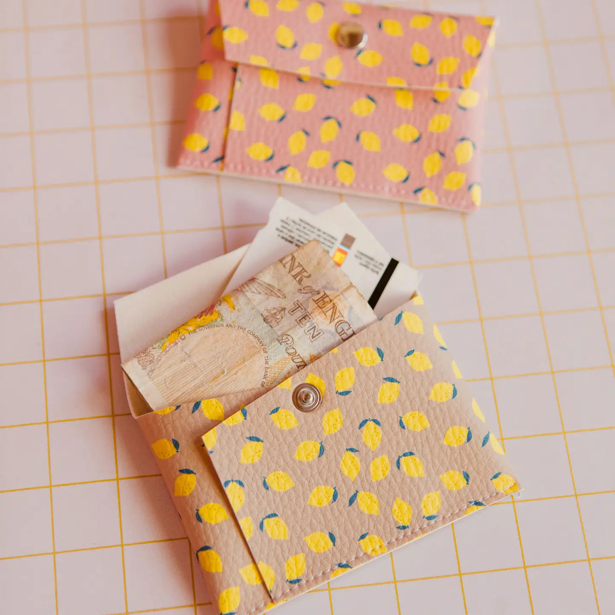 Card Holder - Limones Nude